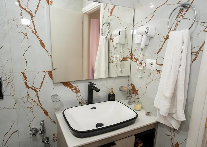 Olivia Apartment